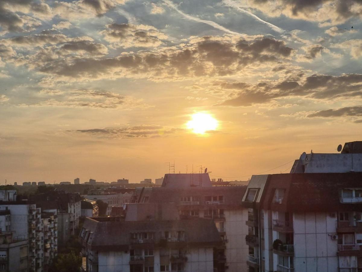 Sunset Lägenhet Belgrad Exteriör bild